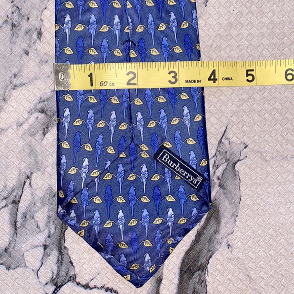 Mens Burberry 💯% Silk Steely Blue Bird TIE. Like NEW Condition! Pristine 🦜60” - Picture 6 of 15
